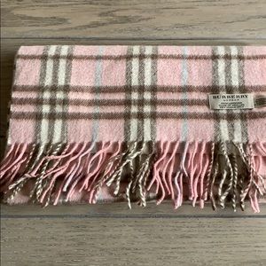 Burberry Classic Check cashmere scarf